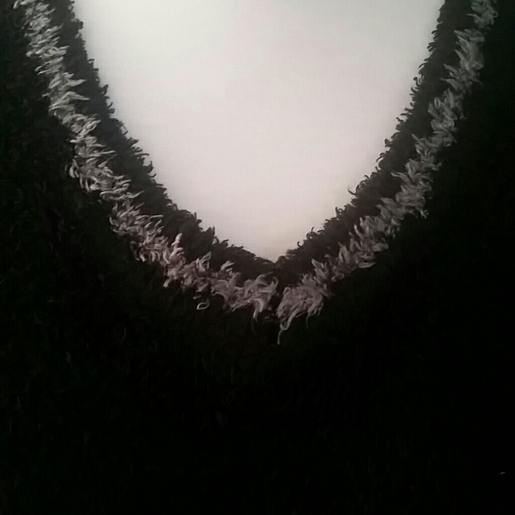 Sweater - Picture 3 of 5